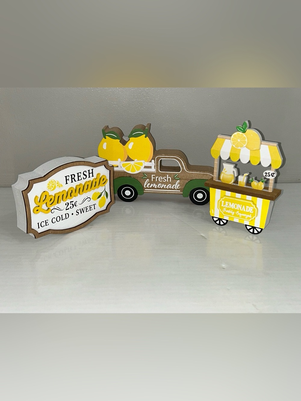 The Spring Shop Yellow & Green Lemonade Truck and Stand Decorative wood Set